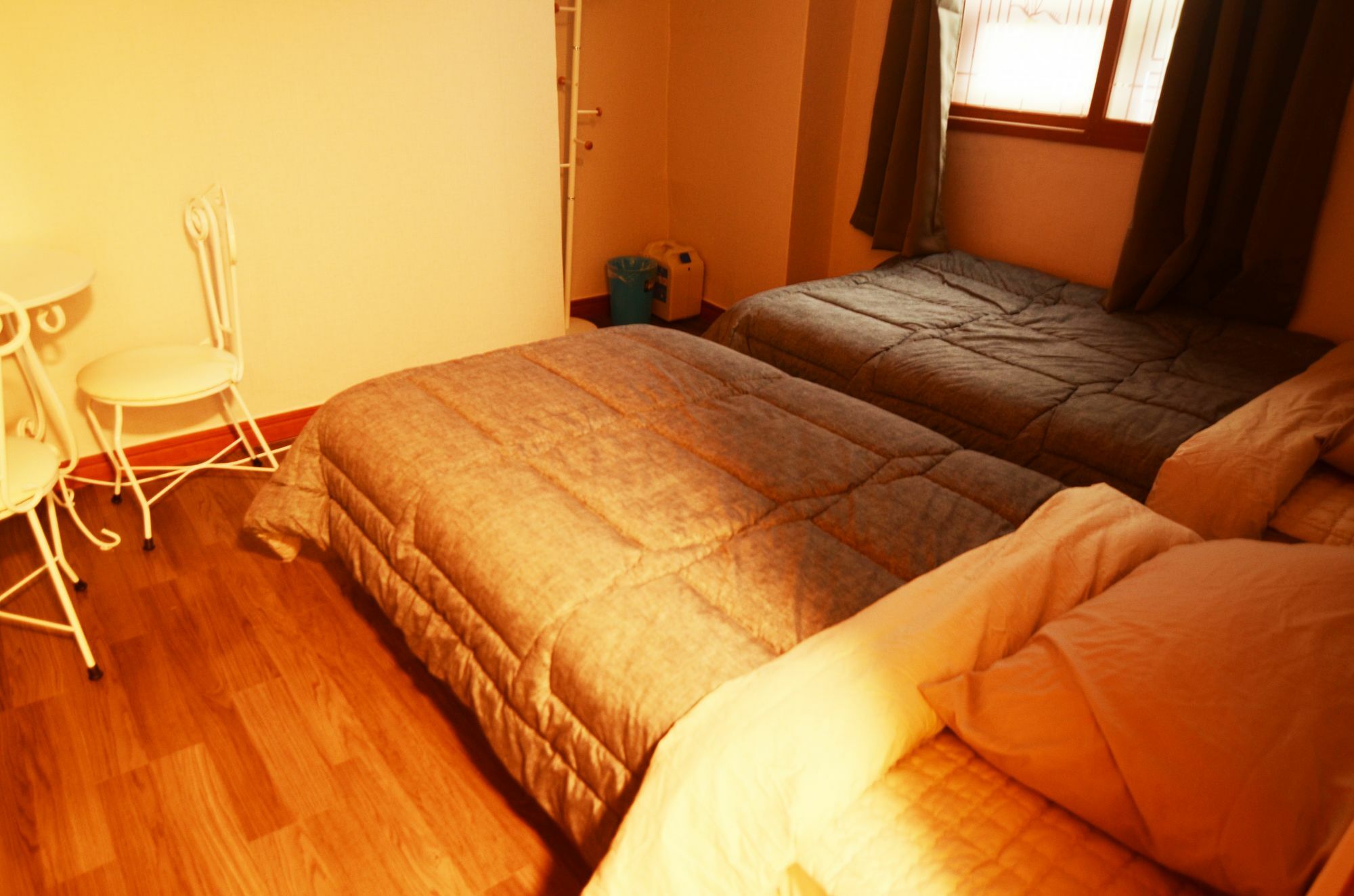Kimchee Busan Station Guesthouse Екстериор снимка