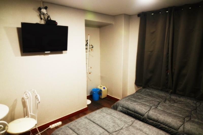 Kimchee Busan Station Guesthouse Екстериор снимка